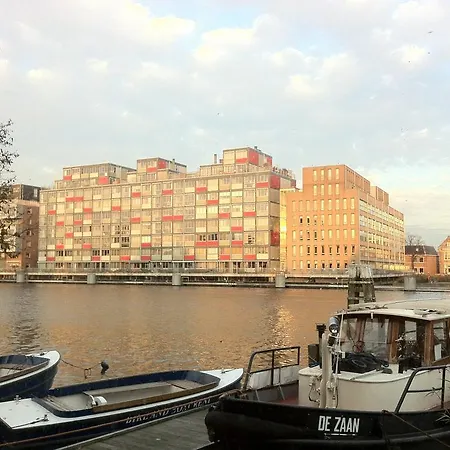 Loft Brand A/d Zaan Bed & Breakfast *